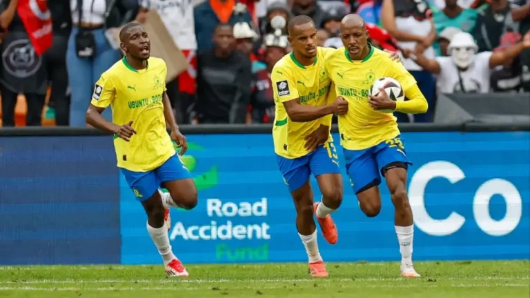 Thrilling Football Weekend in Gauteng - Sundowns & SuperSport in Action