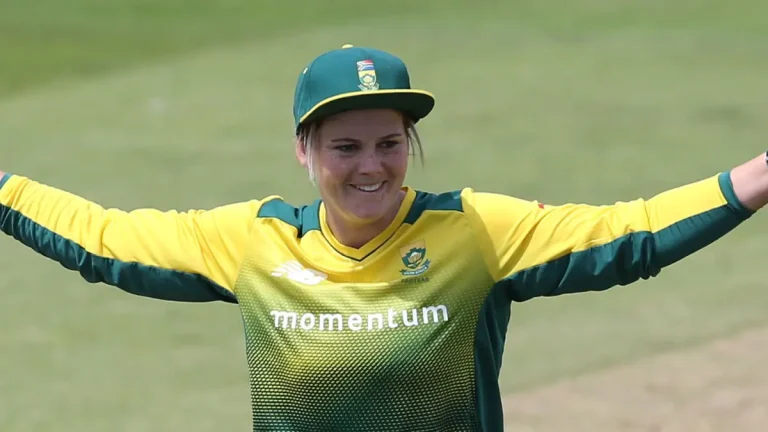 Dane van Niekerk Must Meet Key Requirements to Return to Proteas Women Squad