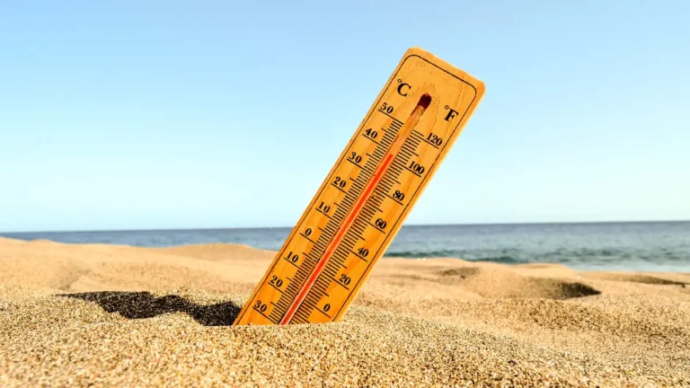 Weather Alert: Scorching Temperatures in NC, Cooler Conditions Nationwide
