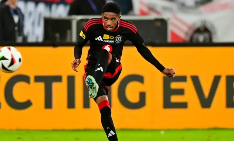 Is Monnapule Saleng Heading to Kaizer Chiefs? Contract Confusion Fuels Transfer Twist