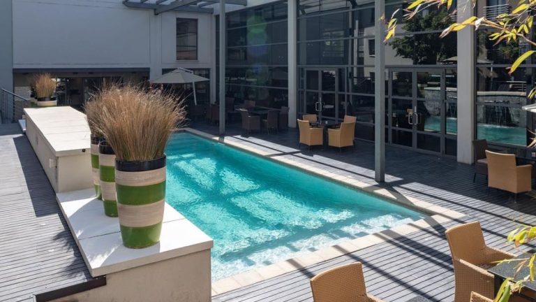 City Lodge Hotel at OR Tambo International Airport Review: Comfort and Convenience