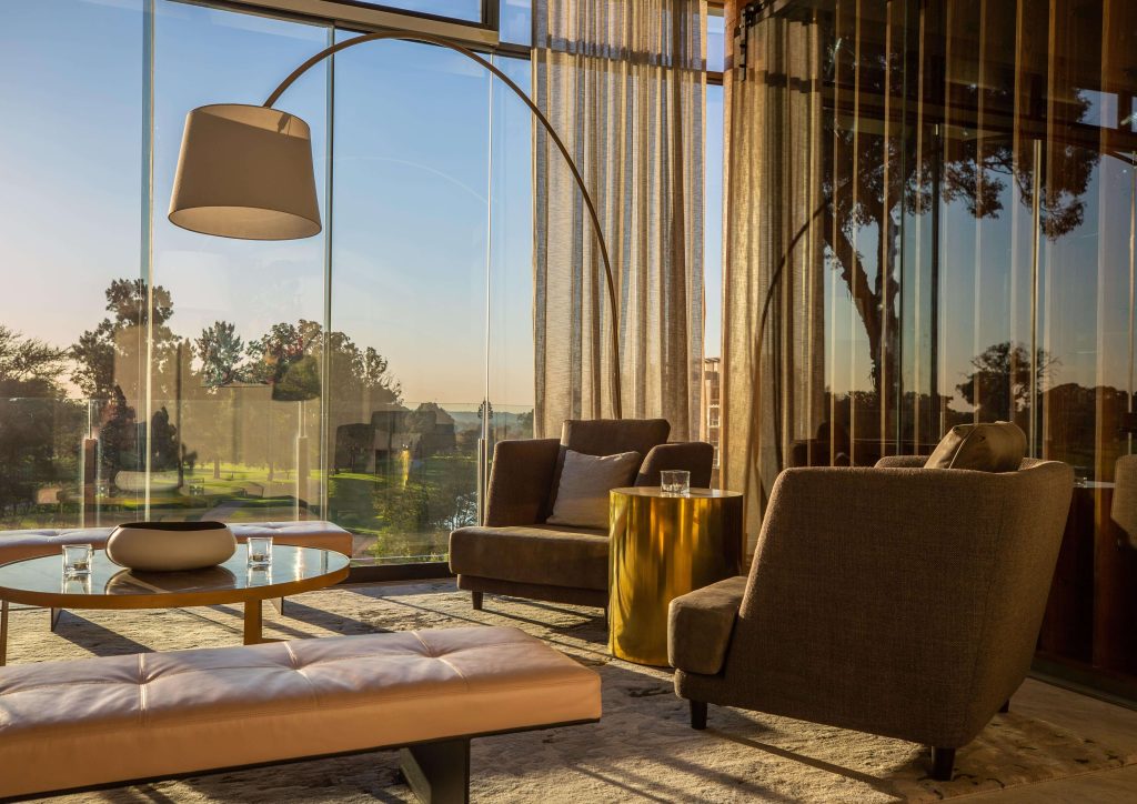 Houghton Hotel Review: Luxury and Comfort in Johannesburg’s Prestigious Area