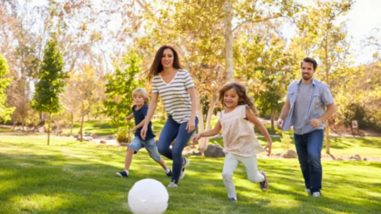 How to Create a Simple Holiday Routine for Kids at Home