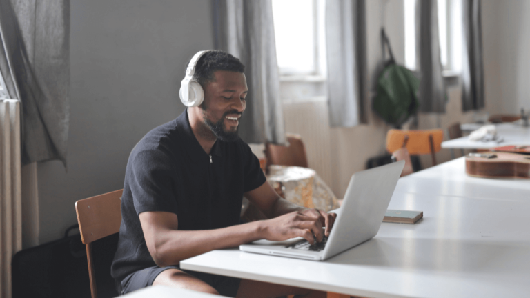 Elevator Pitch Masterclass: How to Sell Yourself in 30 Seconds