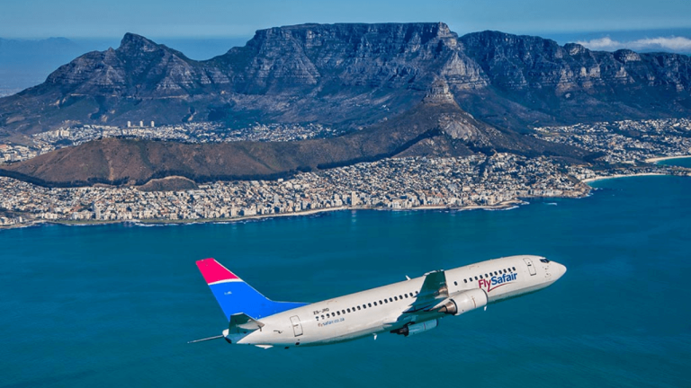 FlySafair Pilots Reject 5.7% Pay Increase: How Much Do They Earn?