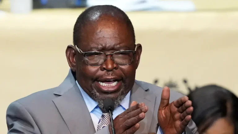 No Payment, No Grant: Finance Minister Cracks Down on Municipal Debt