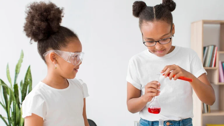 Science Experiments to Try at Home During the School Break