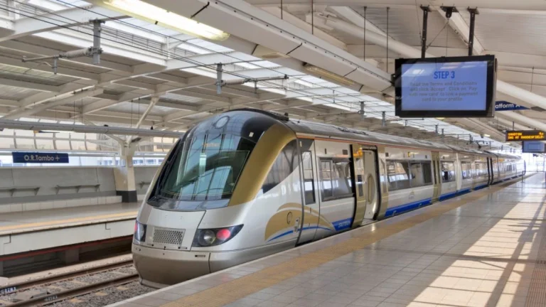 Travel Smart: Gautrain & PRASA Offer Joint Transport for Springboks vs Italy Game at Loftus