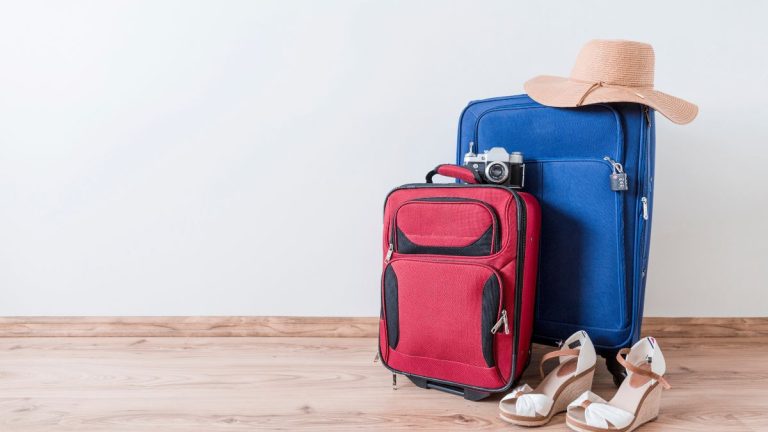 10 Best Travel Bags Under R2000 and Where to Buy Them