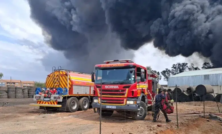Fire Danger Soars in Pretoria North as Tyre Factory Burns, Warning Issued