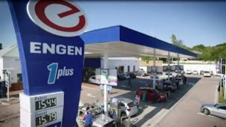 What Rewards Can You Earn When You Pour Petrol at Engen Garage?