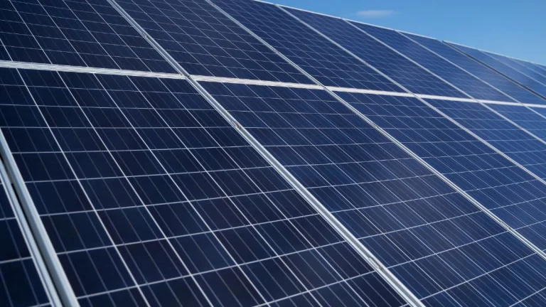 New Solar Compliance Rules Could Make Going Off The Grid Cheaper
