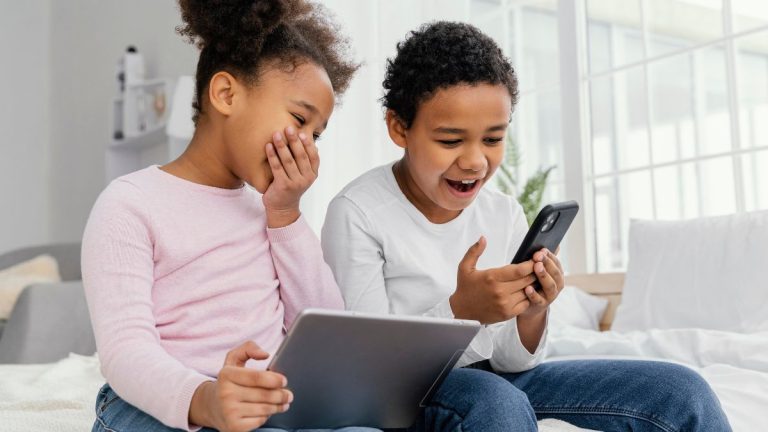 Smartphones Before Age 13 May Harm Kids’ Mental Health
