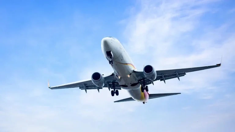 Easter Flight Prices Surge in South Africa: What Gauteng Travellers Can Expect in 2026