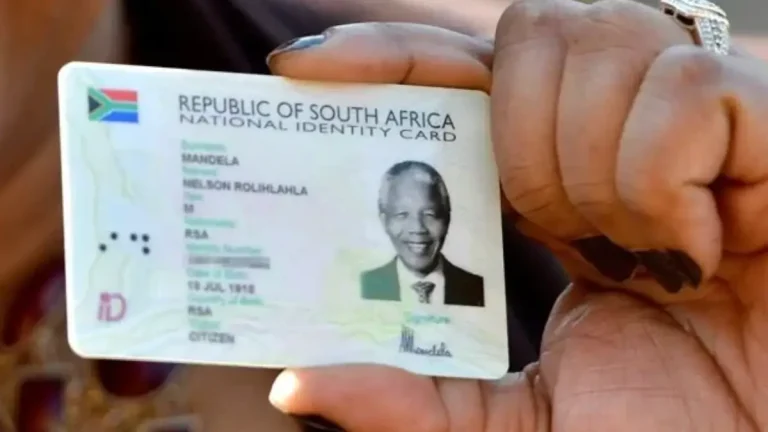 Home Affairs Gives South Africans Until 10 July to Resolve Blocked ID’s Home Affairs Gives South Africans Until 10 July to Resolve Blocked ID's