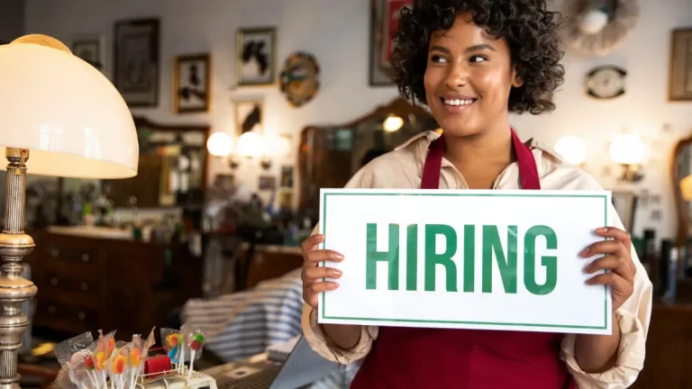 Highest-Paying Entry-Level Jobs in South Africa in 2026: What Graduates and School Leavers Can Earn Highest-Paying Entry-Level Jobs in South Africa in 2026: What Graduates and School Leavers Can Earn