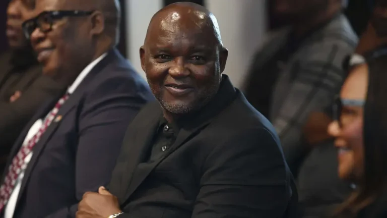 Broos Warns SAFA Against Mosimane Appointment as Bafana Coaching Talks Continue