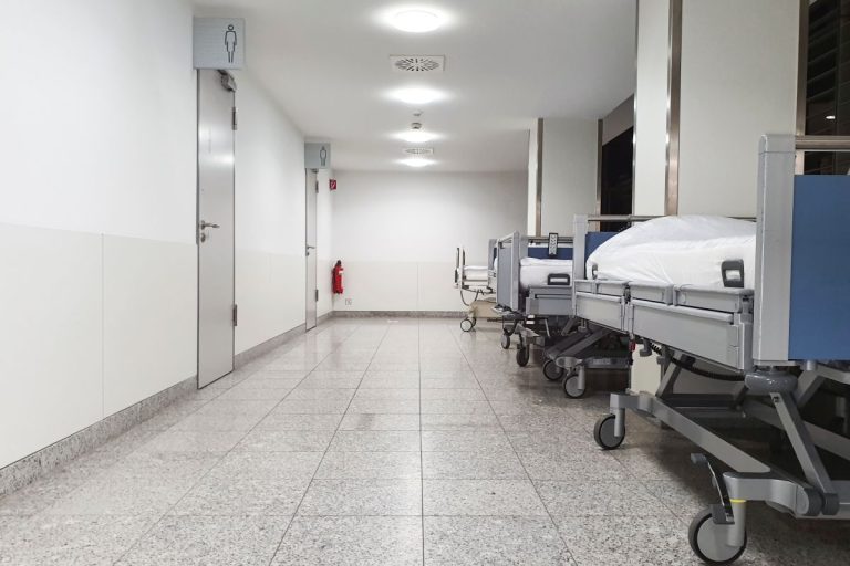 MEC Nkomo-Ralehoko Calls for Nurses to Be Seen as Health System Leaders Empty hospital beds in a corridor