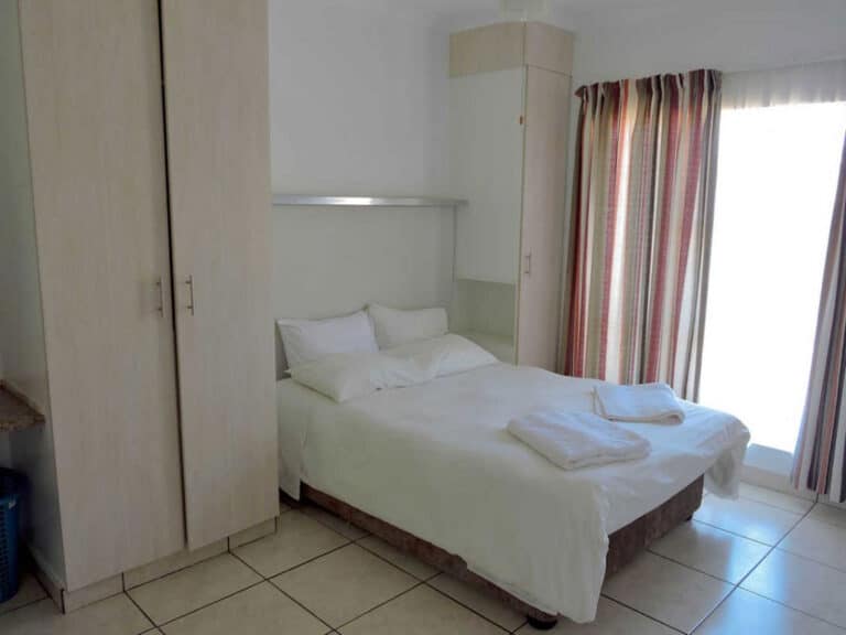 Vaal Boat Cruise Accommodation