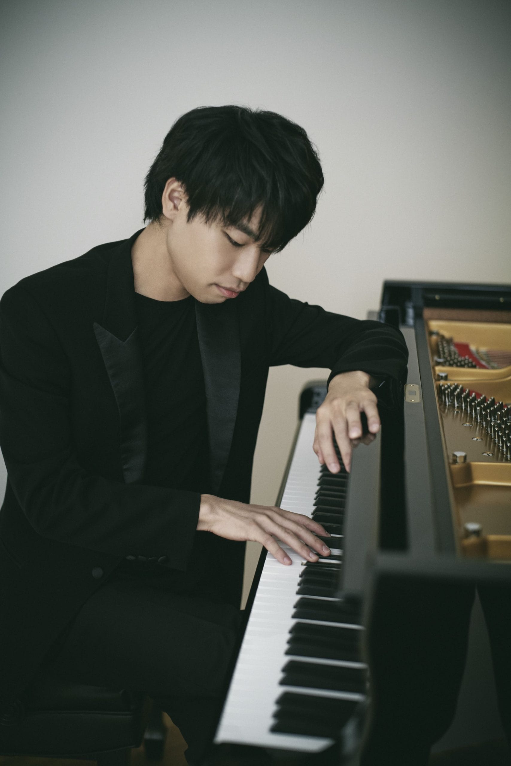KEIGO MUKAWA PIANO