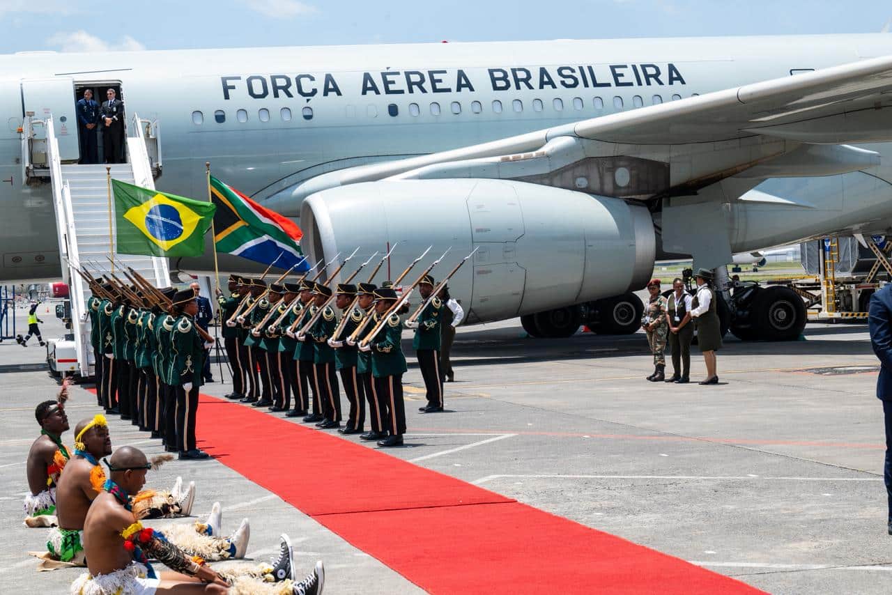 whatsapp-image-2025-11-21-at-130652_54937644371_o