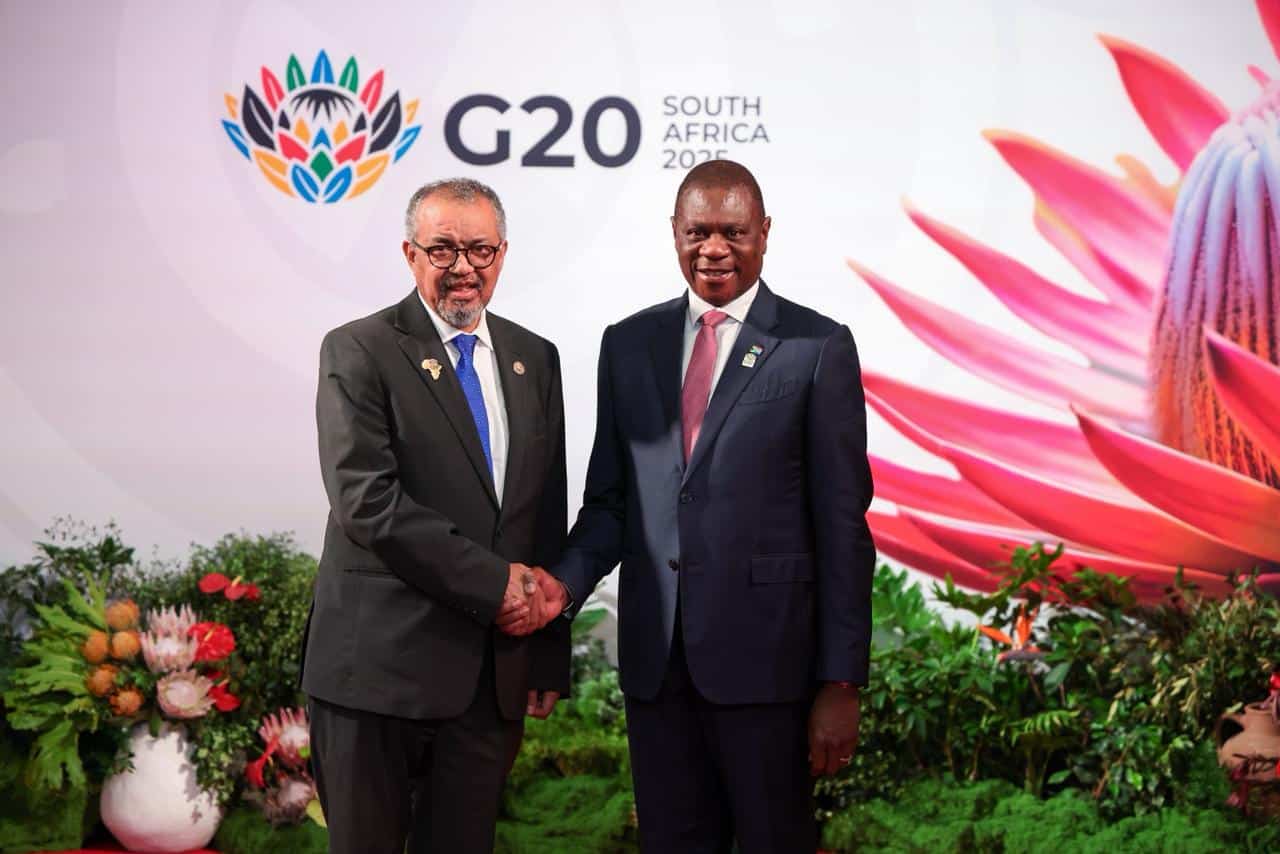 whatsapp-image-2025-11-22-at-091002_54939476428_o