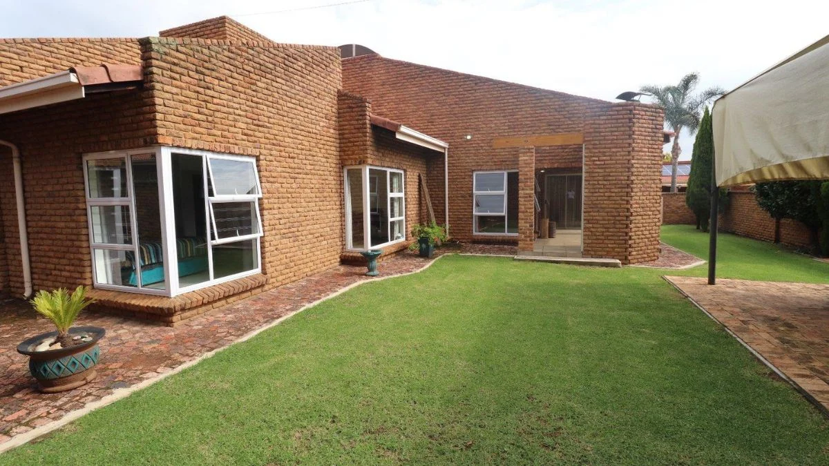 Magora Ase Africa B&B