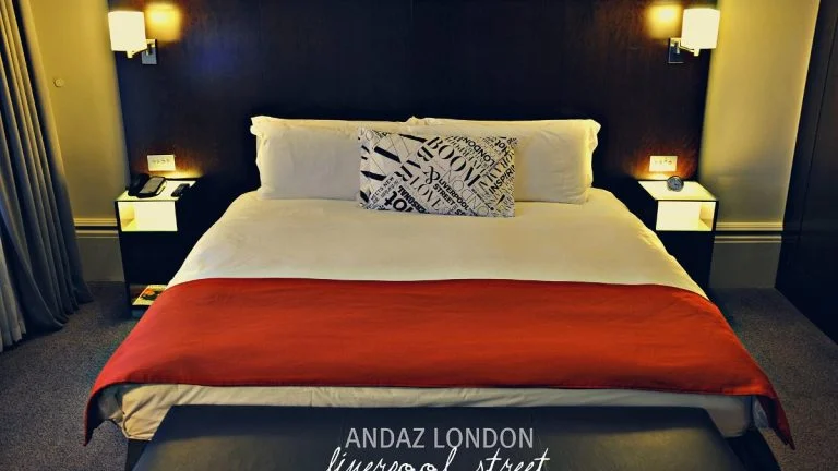 12-decades-art-hotel-1200x675-1